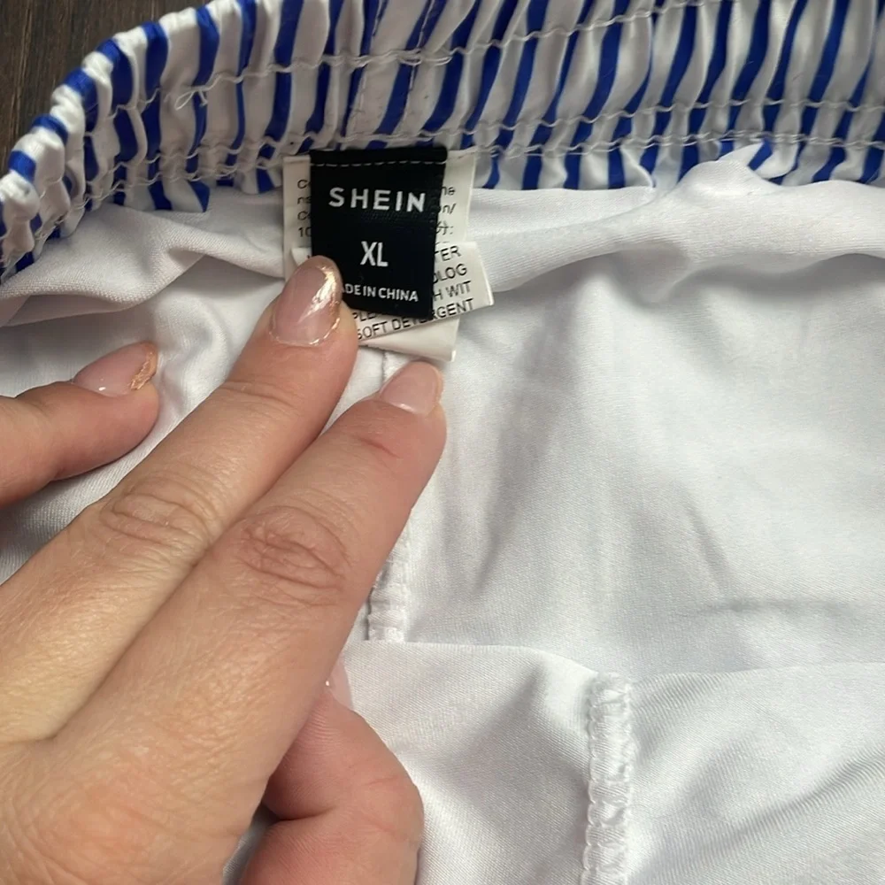Blue striped swim trunks men’s xl #c46
